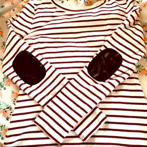 Women’s Long Sleeve with patch on elbows.